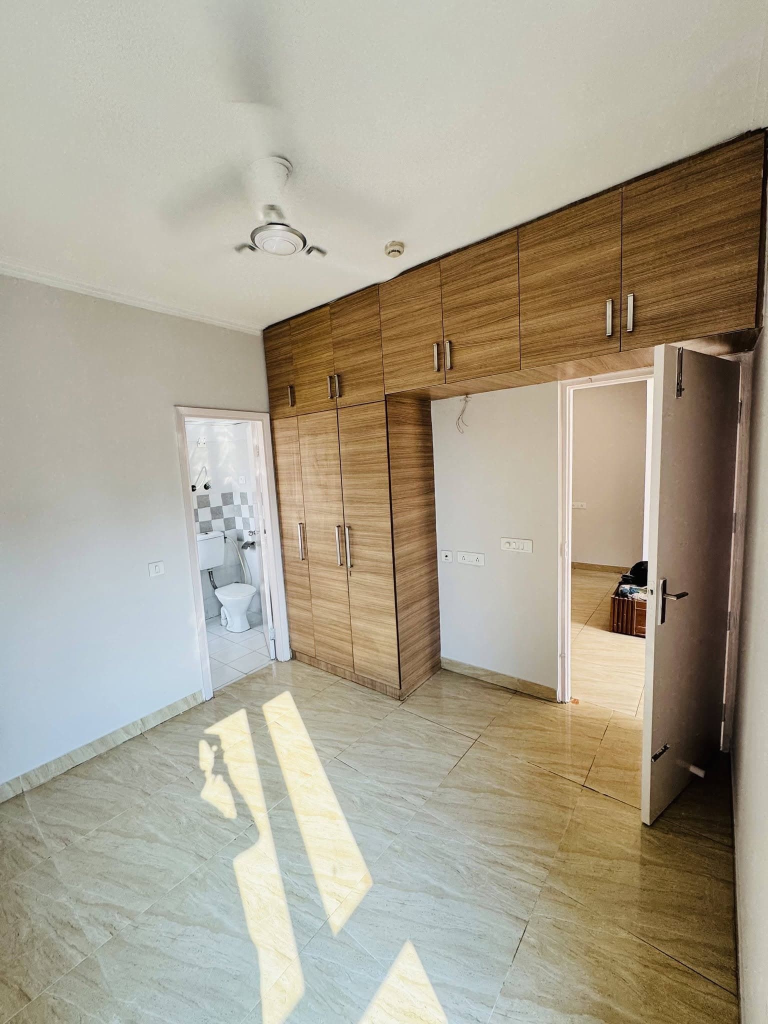 3 BHK Apartment in Gaur City 2, Greater Noida